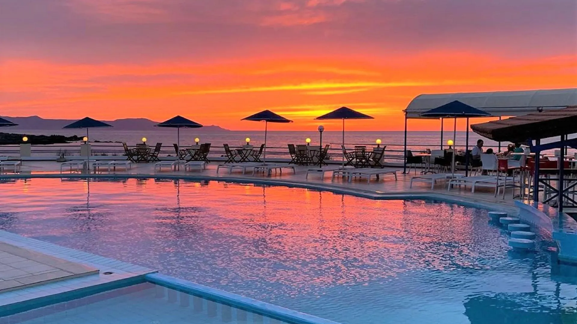 Zorbas Beach Village Hotel Stavrós