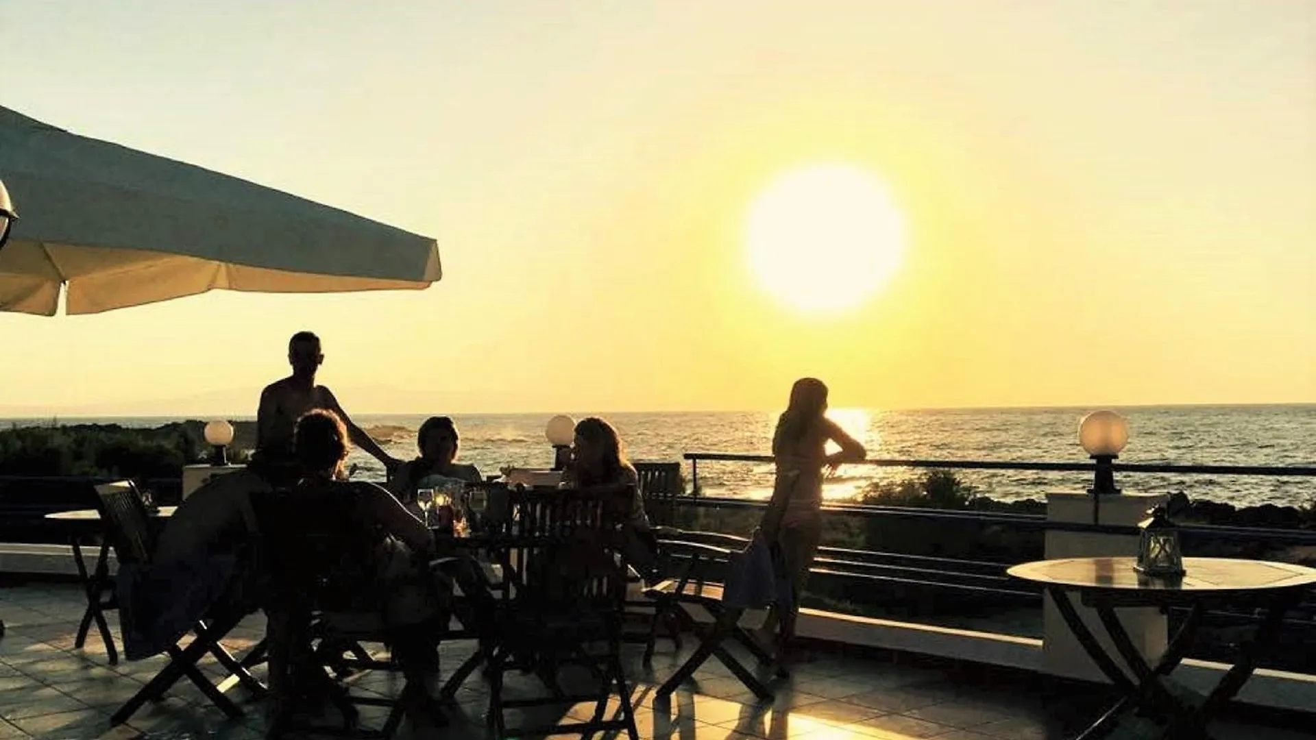 Zorbas Beach Village Hotel Stavrós 2*,